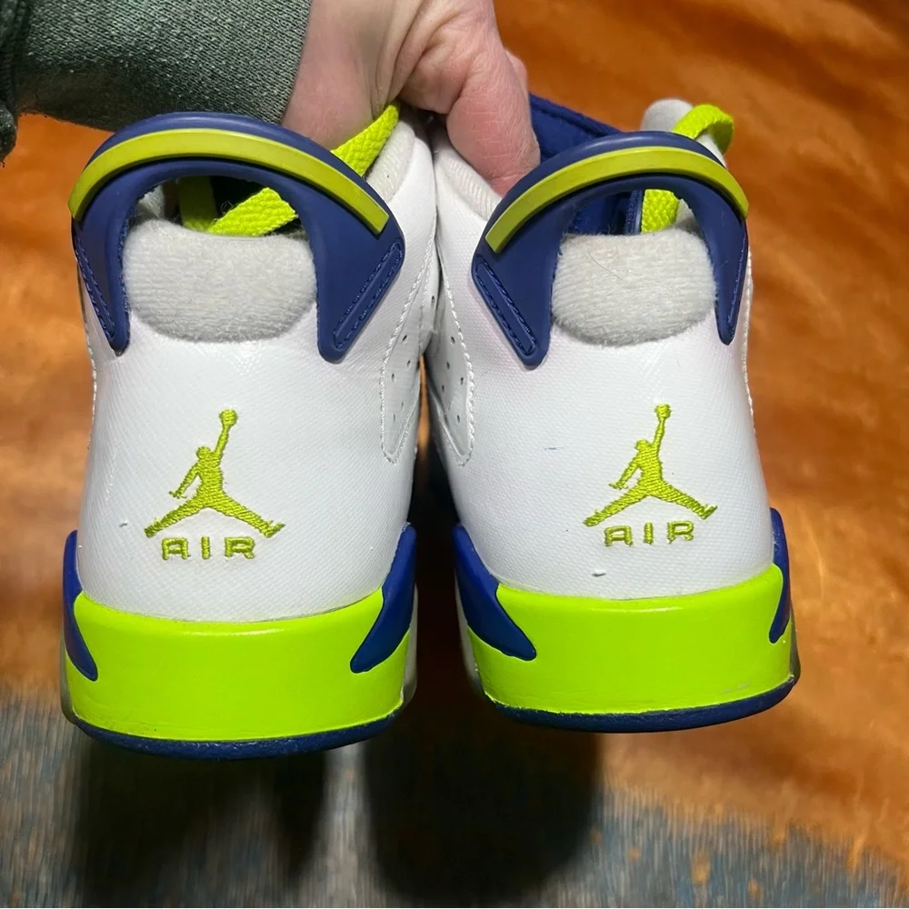 Jordan 6 Retro Fierce Green Basketball Athletic Shoes White Blue Size 6Y